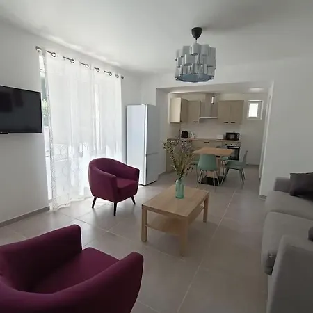 Maison De Village En Provence 펜션 *